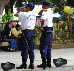 3-28-07-mexican_xbox.jpg