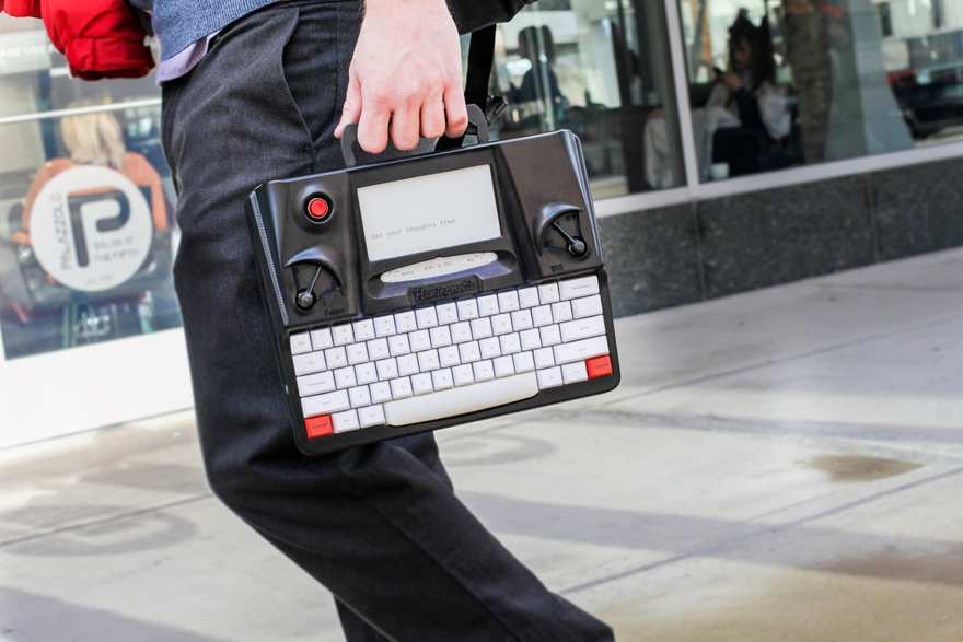 Hemingwrite-WordProcessor-1.jpg