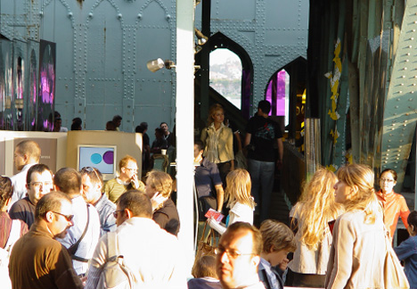 core77_vanbezooyen_idw07_people2.jpg