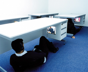 deskproj.jpg