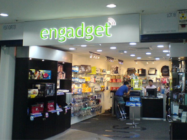 engadgetstore.jpg