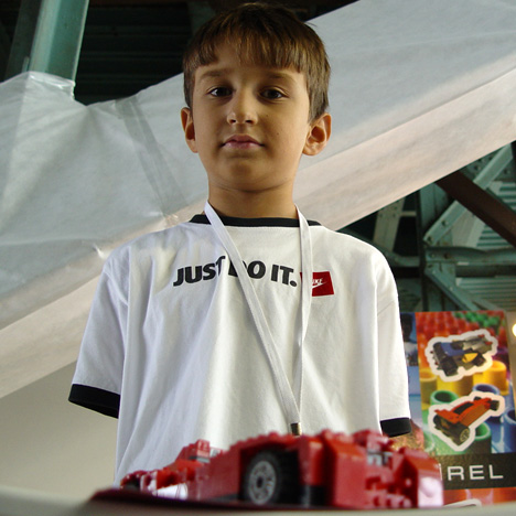vanbezooyen_core77_idw07_can.jpg