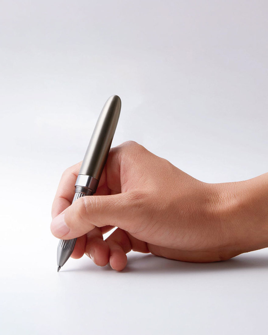 DeFF's Diminutive Premium Pen - Core77