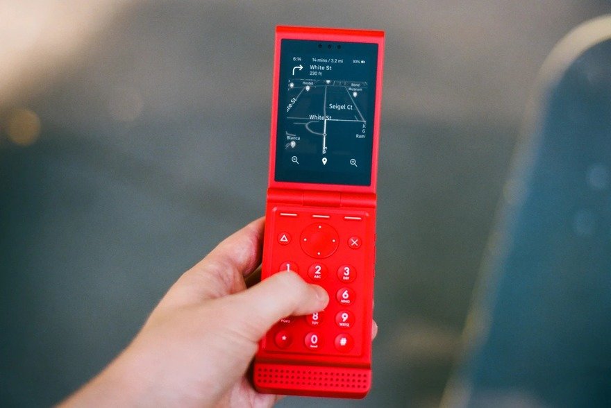 Light is Bringing Back the Flip Phone - Core77