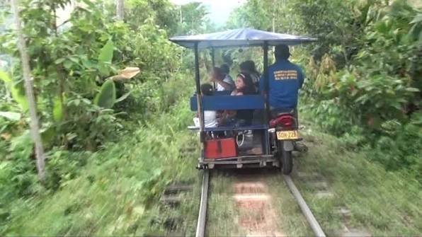 Improvised Transport on Abandoned Infrastructure: Colombia's Ingenious Motorcycle-Railroad Adapters - Core77