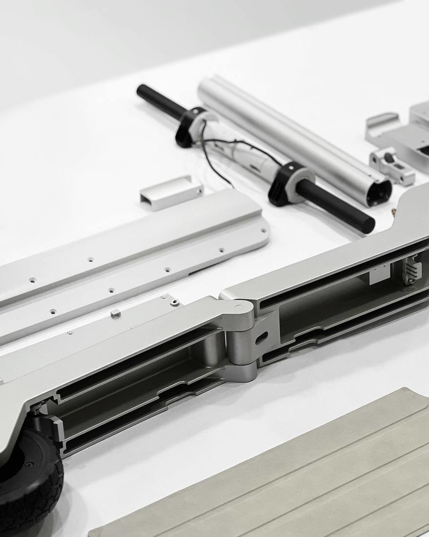 Second White's Sleek Folding Electric Scooter - Core77