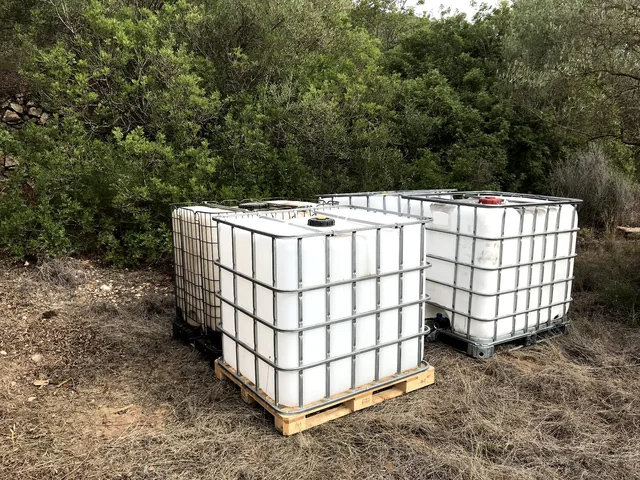 The Rainwater Wall: A Space-Saving Water Harvesting Tank  - Core77