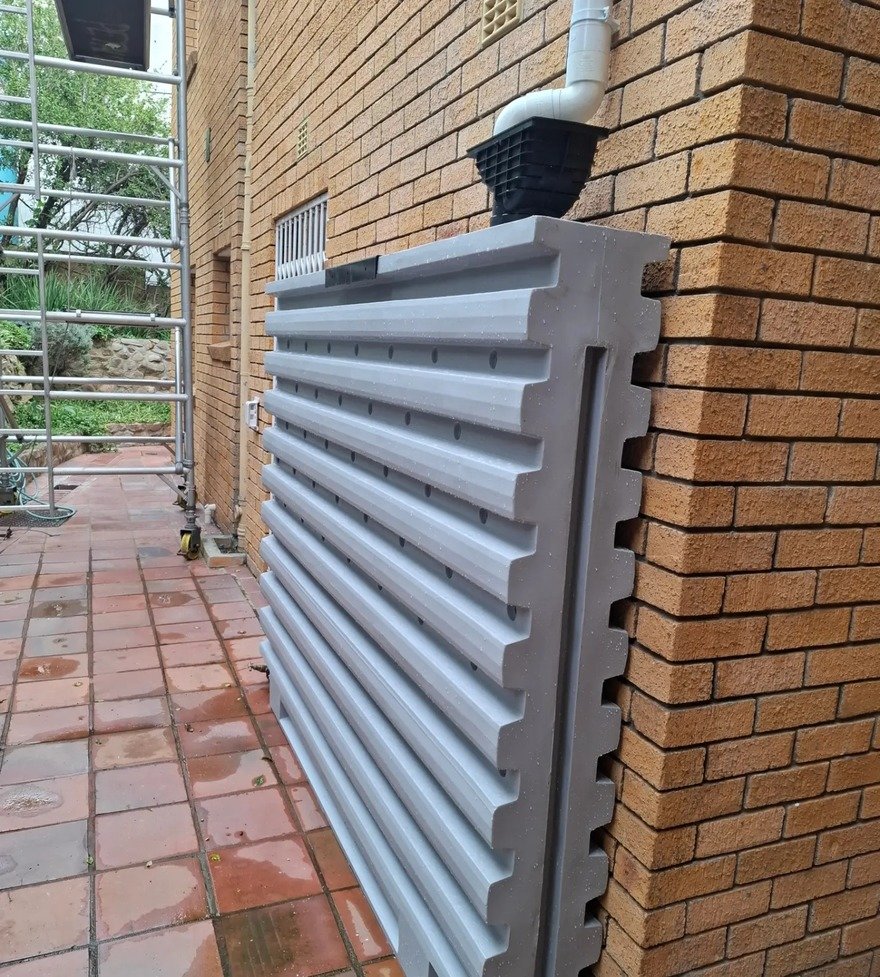 The Rainwater Wall: A Space-Saving Water Harvesting Tank  - Core77