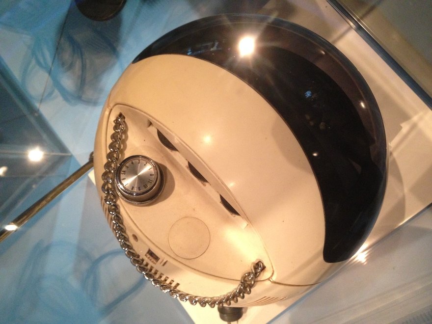 A Spherical Computer Monitor Pays Homage to a 1970 JVC Design  - Core77