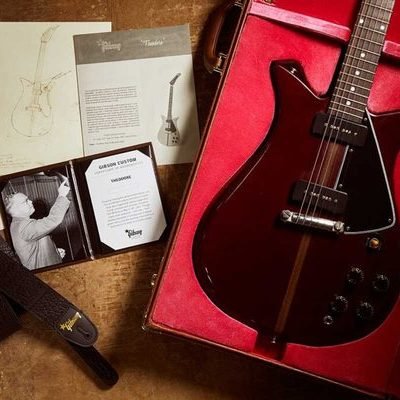 Gibson 18 String Razor Gibson Produces Previously-Unseen Guitar Design from 1957 - Core77