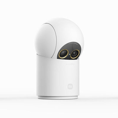 A Security Camera Designed to Indicate When It's Not Watching (You)