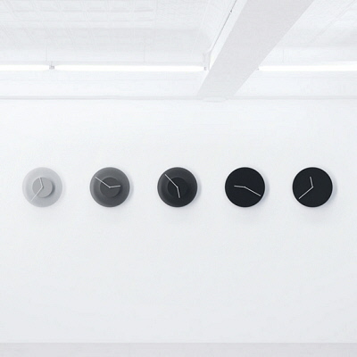 Dusk Clock Dusk: A Clock That Subtly Changes Its Appearance Based on Time of Day ...