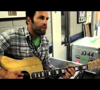 Jack Johnson supports the Plastic Pollution Coalition campaign - Core77