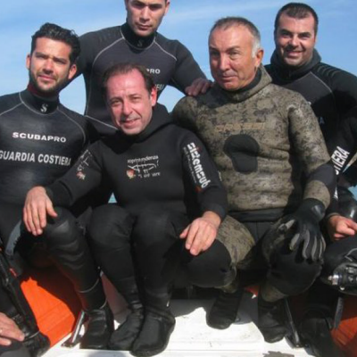 Happy Friday: Divers Found A Mythical Metal From Atlantis